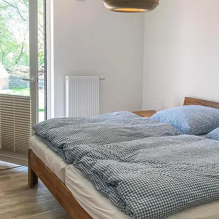 펜션 2 Bedroom Cozy In